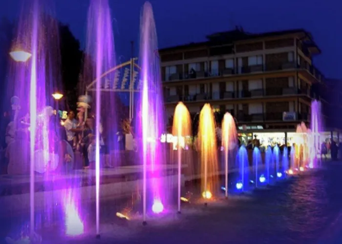 Appartement Sunny Terrace And Modern Comforts By The Pool Bibione